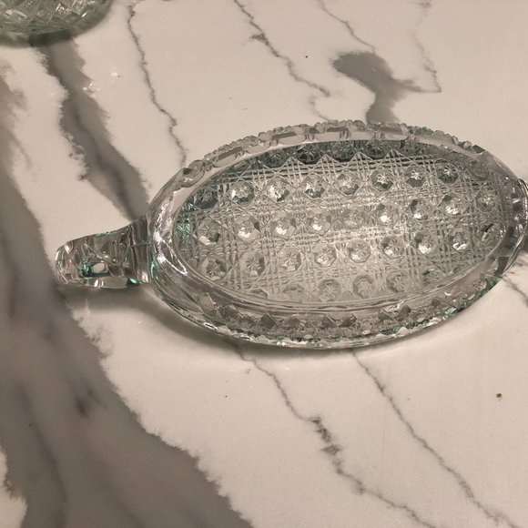 Imperial Vintage 1937 Nucut Glass Crystal Two Handled #495 Nut Dish - Picture 4 of 4